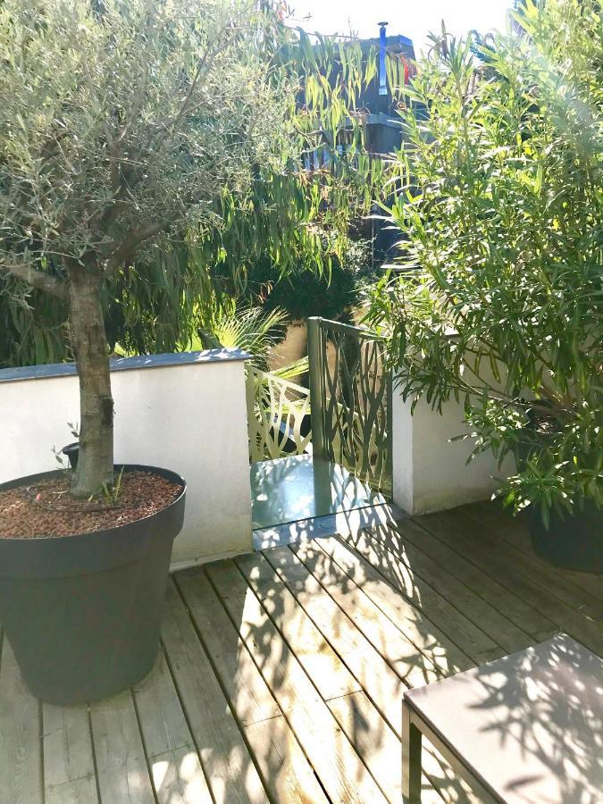Aux Terrasses Bed & Breakfast Bordeaux Dış mekan fotoğraf